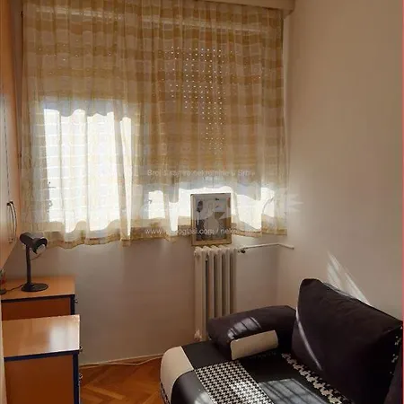 J&e * Belgrade